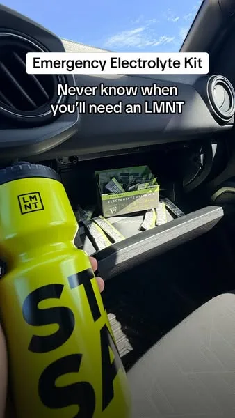LMNT static image ad: You need water AND electrolytes. LMNT delivers both. Staying hydrated has never been so easy ⚡